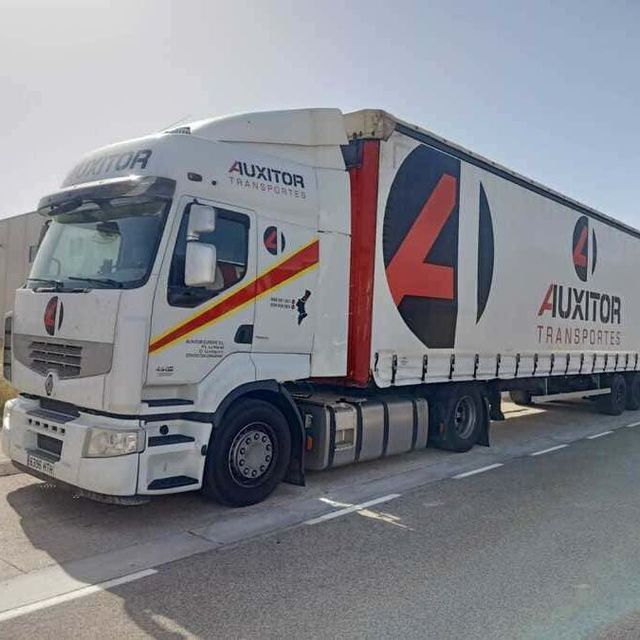 Transportes Auxitor flota de camiones